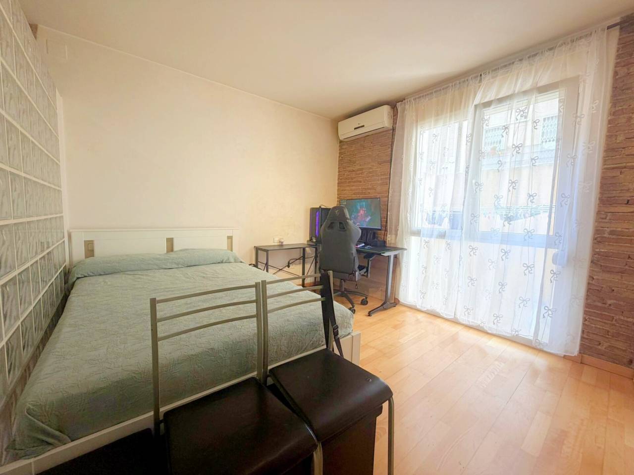 loft en barcelona-capital · el-raval 225000.00€