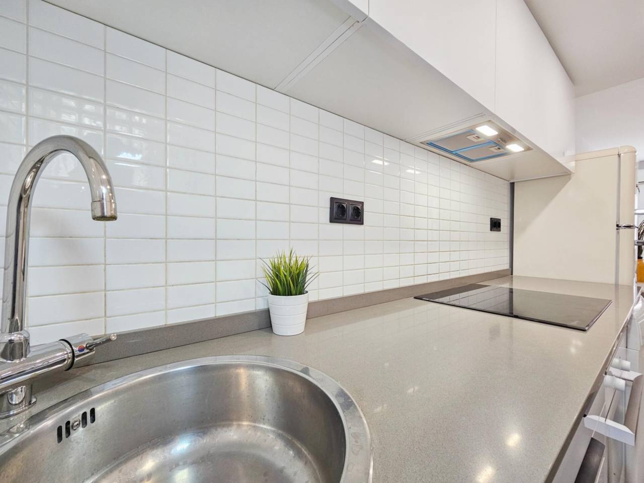 pisos en barcelona-capital · el-raval 238000.00€
