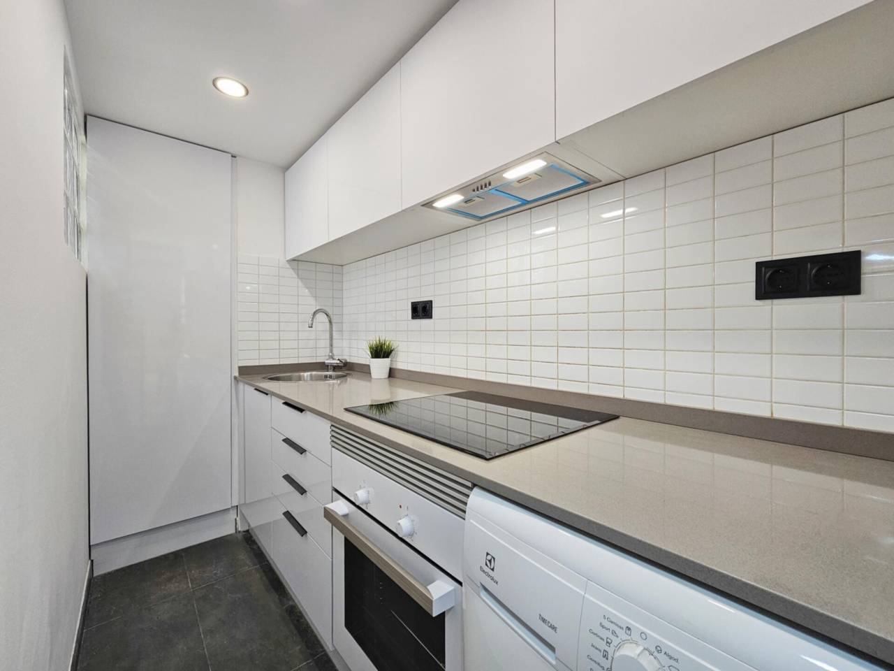 pisos en barcelona-capital · el-raval 238000.00€