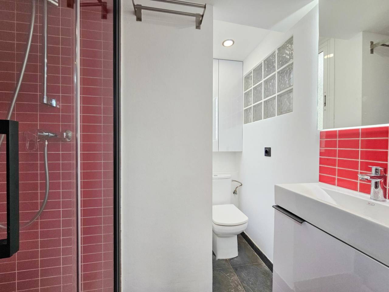 pisos en barcelona-capital · el-raval 238000.00€