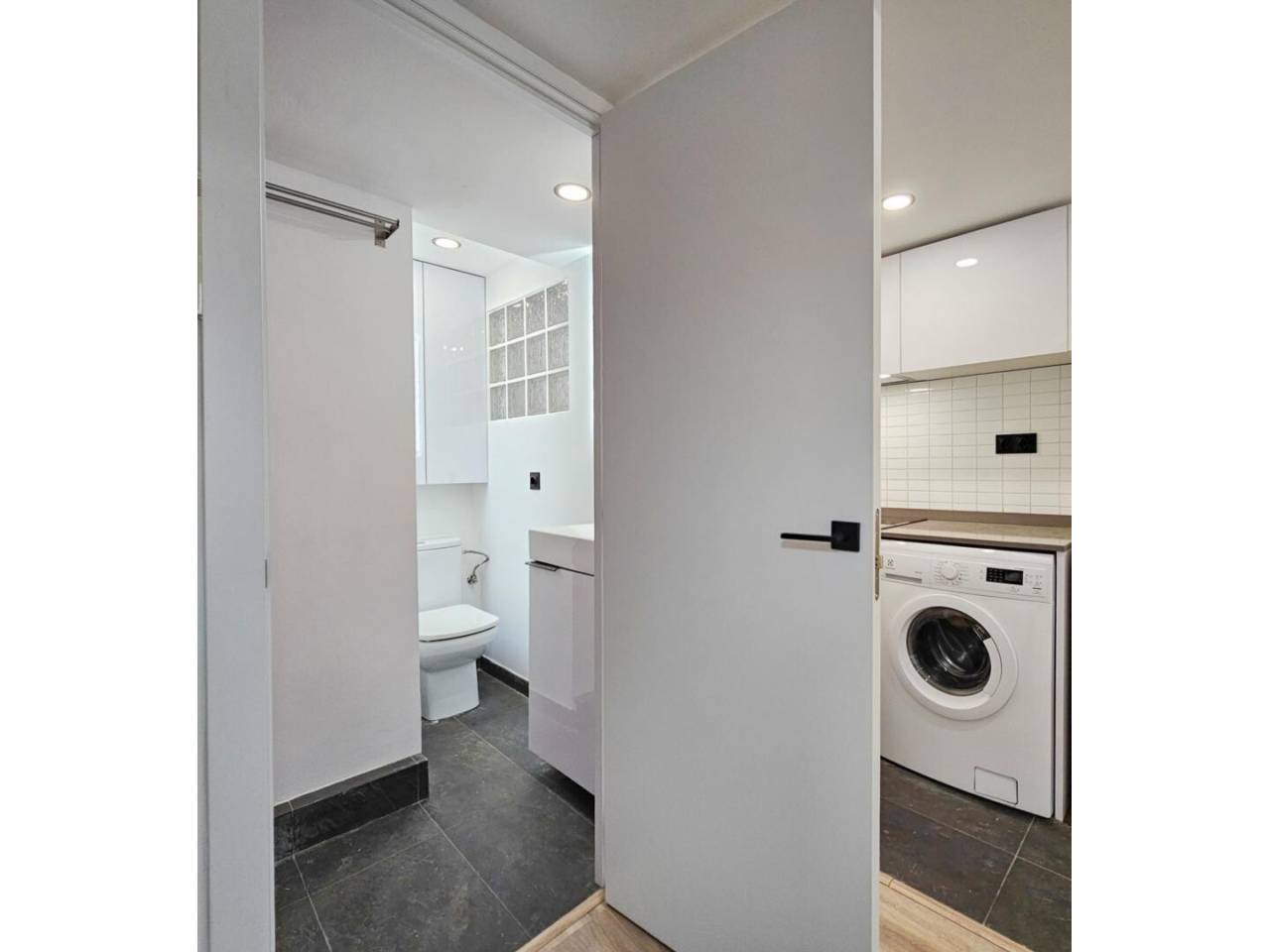 pisos en barcelona-capital · el-raval 238000.00€