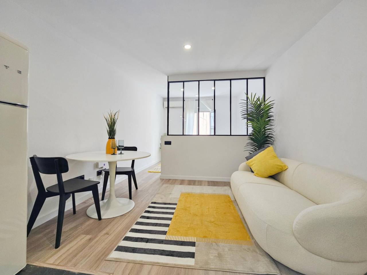 pisos en barcelona-capital · el-raval 238000.00€
