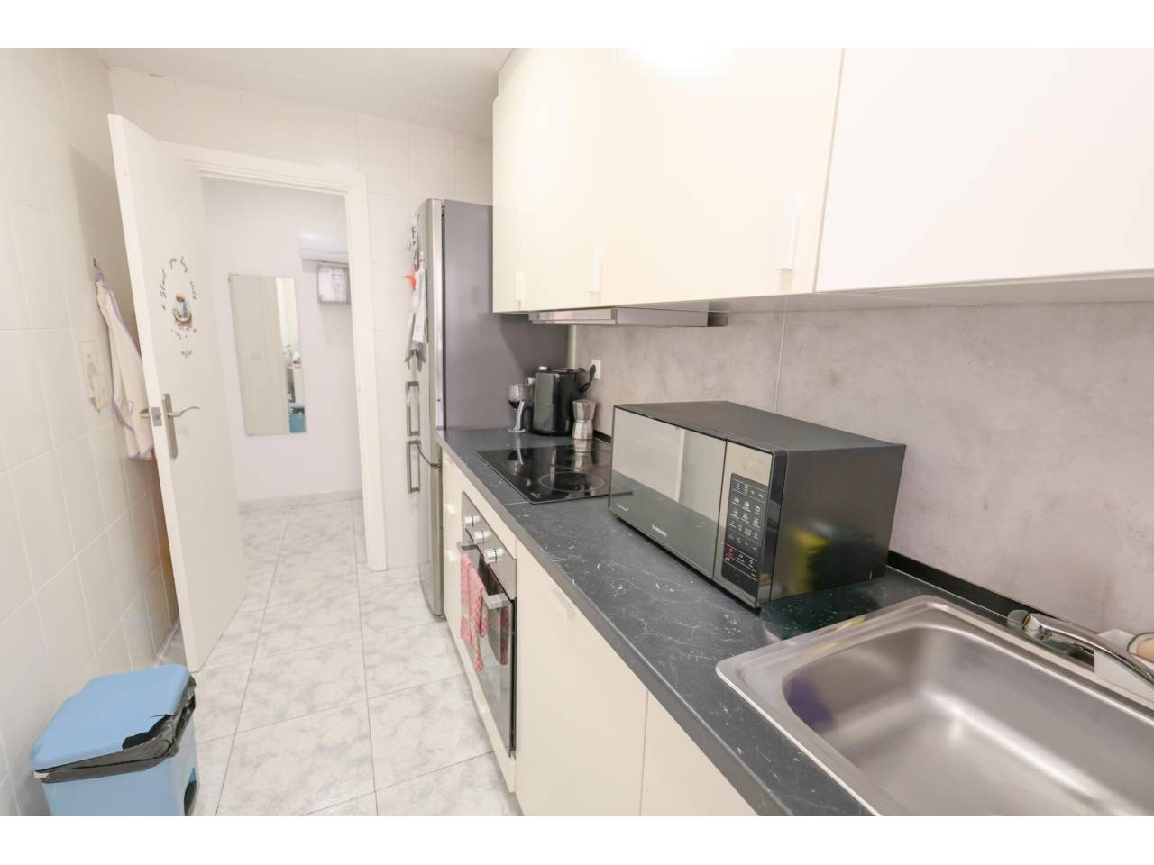 pisos en sant-boi-de-llobregat · casablanca 215000.00€