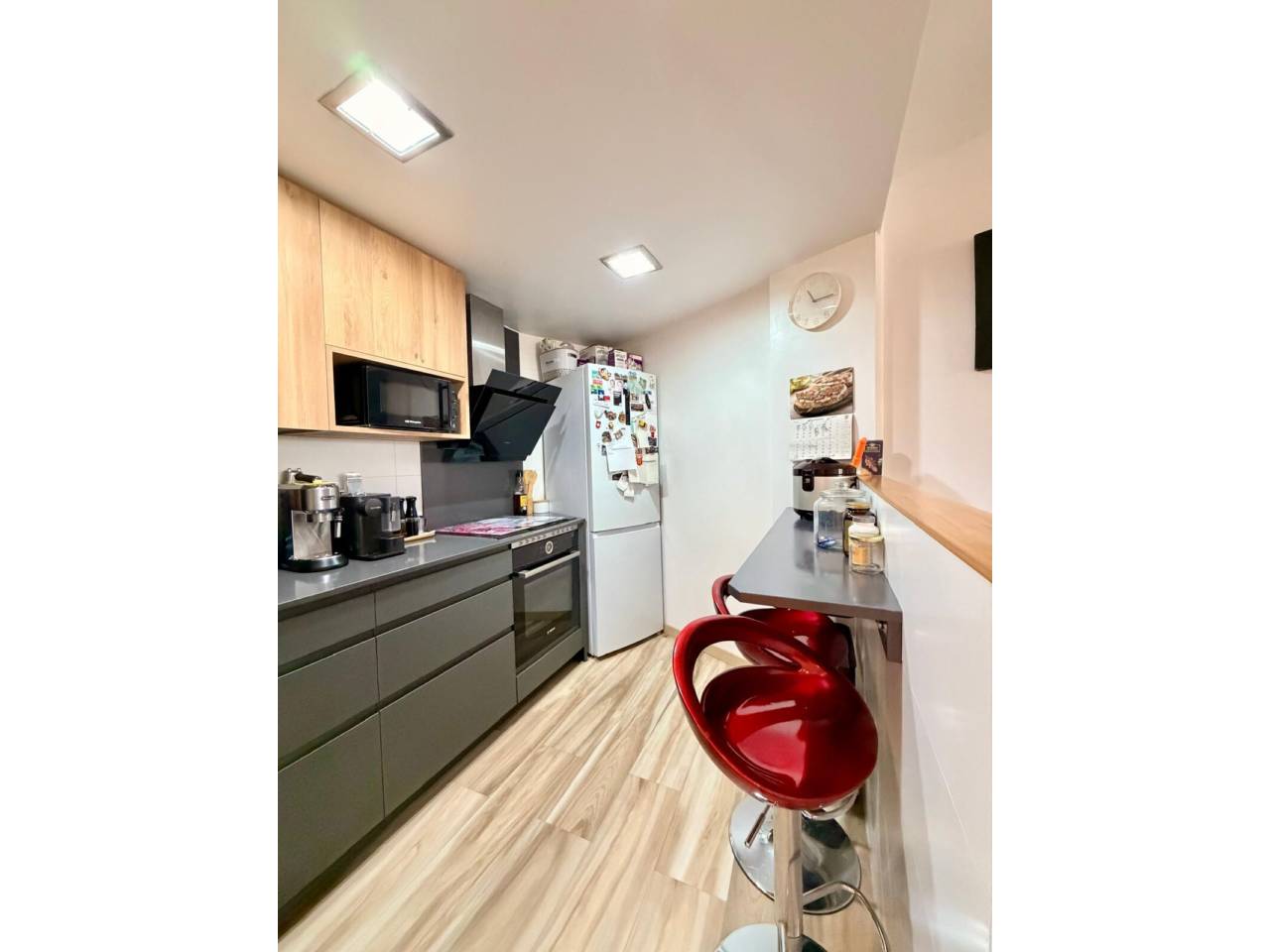 pisos en cornella-de-llobregat · el-pedro 321500.00€