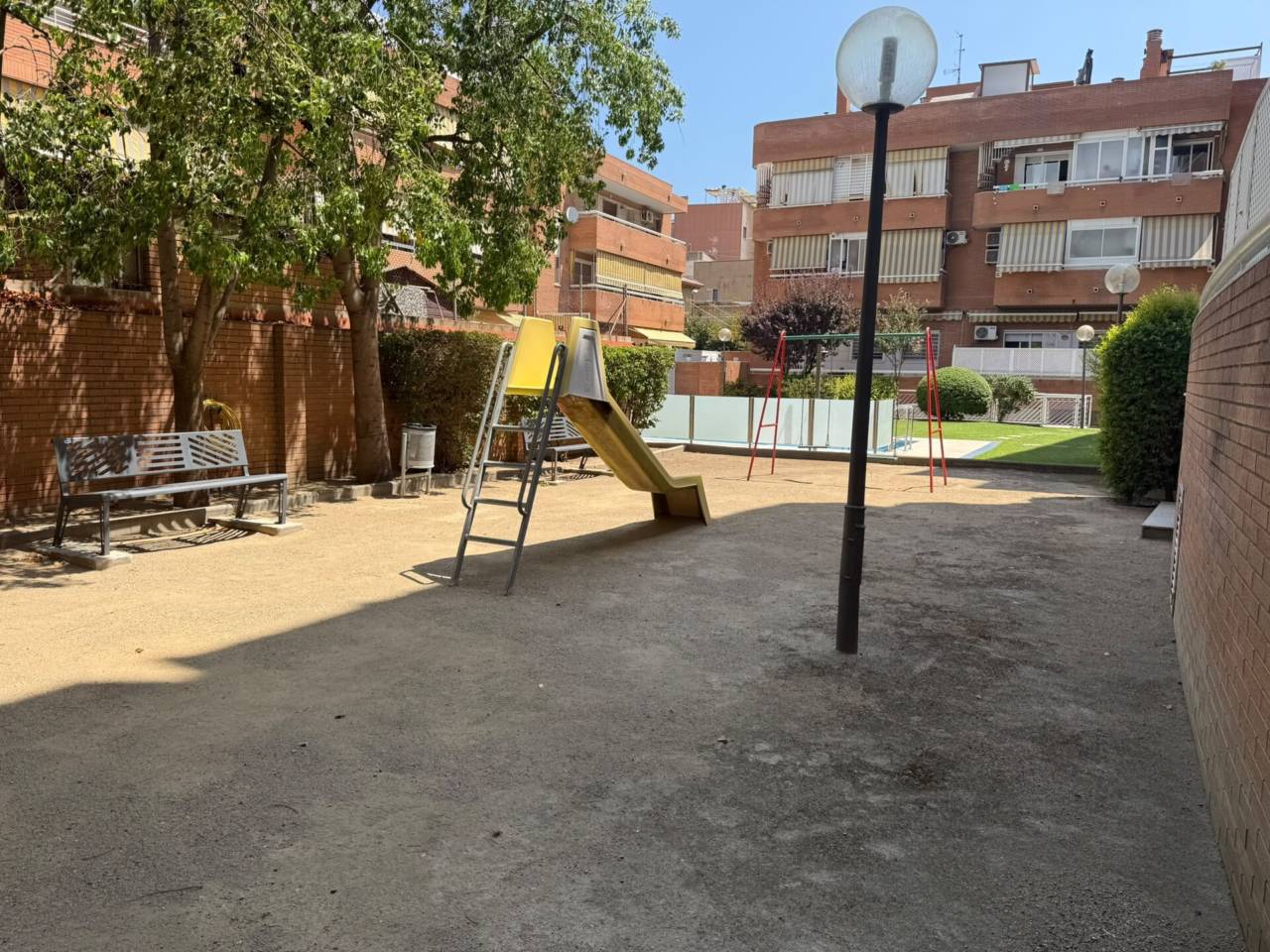 pisos en cornella-de-llobregat · riera 449000.00€