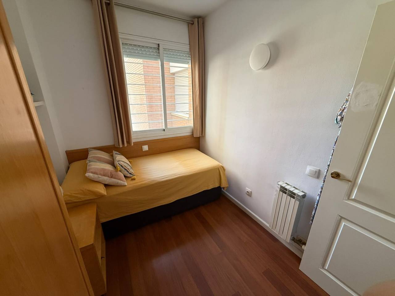 pisos en cornella-de-llobregat · riera 449000.00€