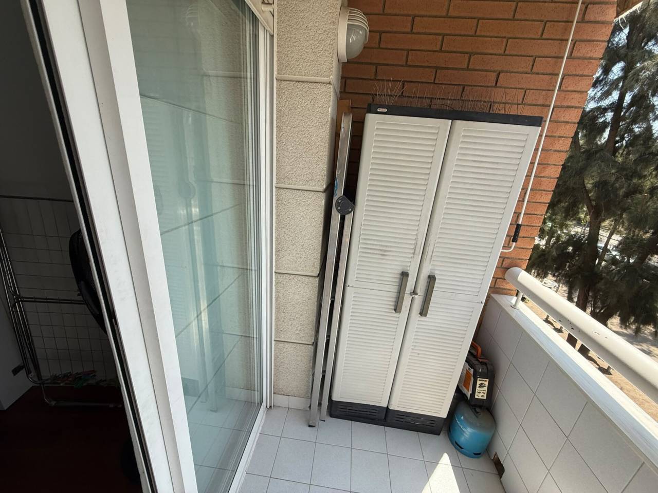 pisos en cornella-de-llobregat · riera 449000.00€