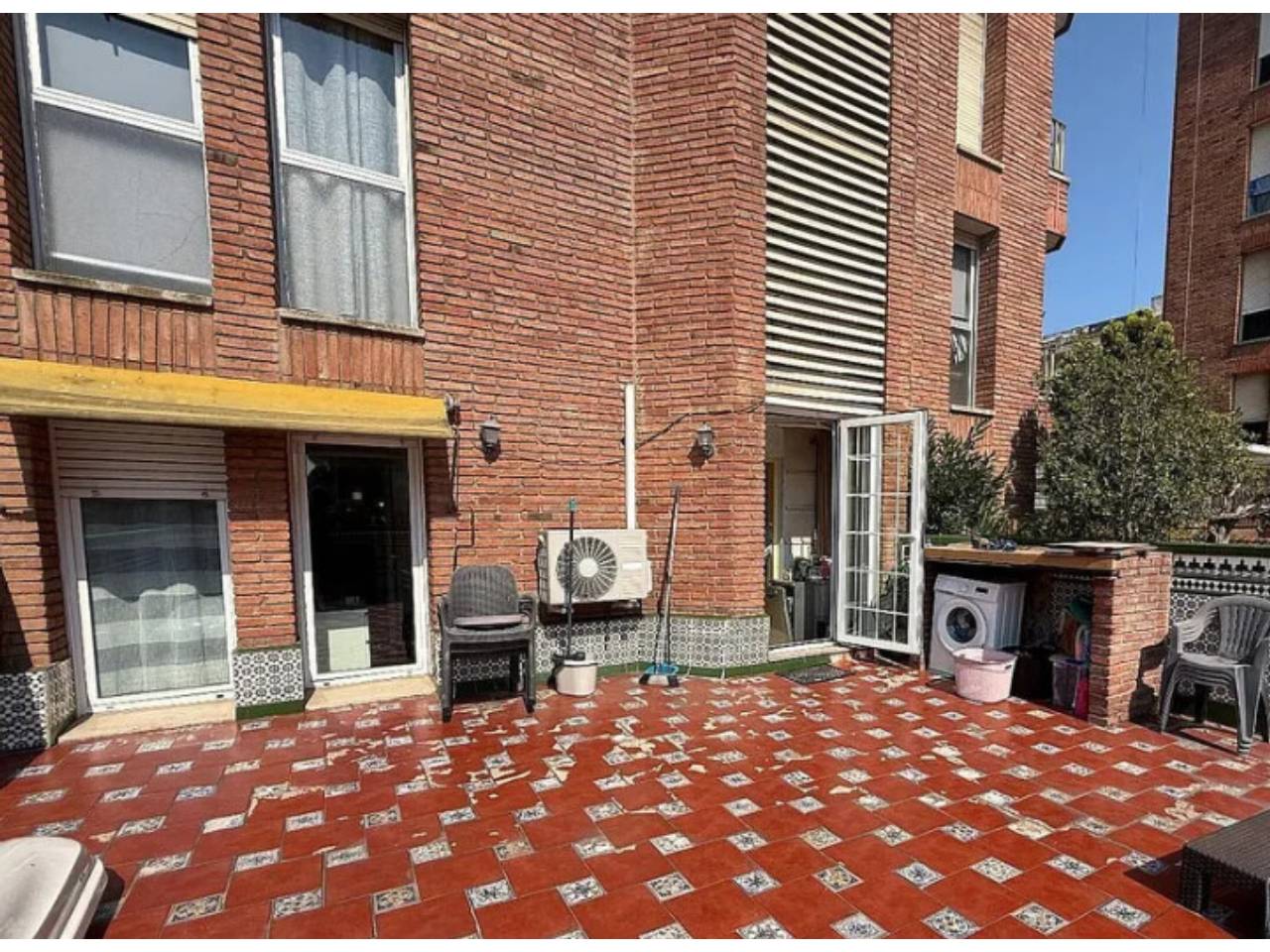 pisos en lloret-de-mar · fenals-santa-clotilde 240000.00€