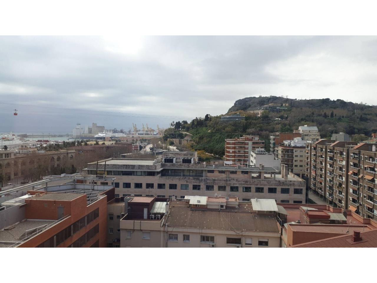 atico en barcelona-capital · el-poble-sec 440000.00€