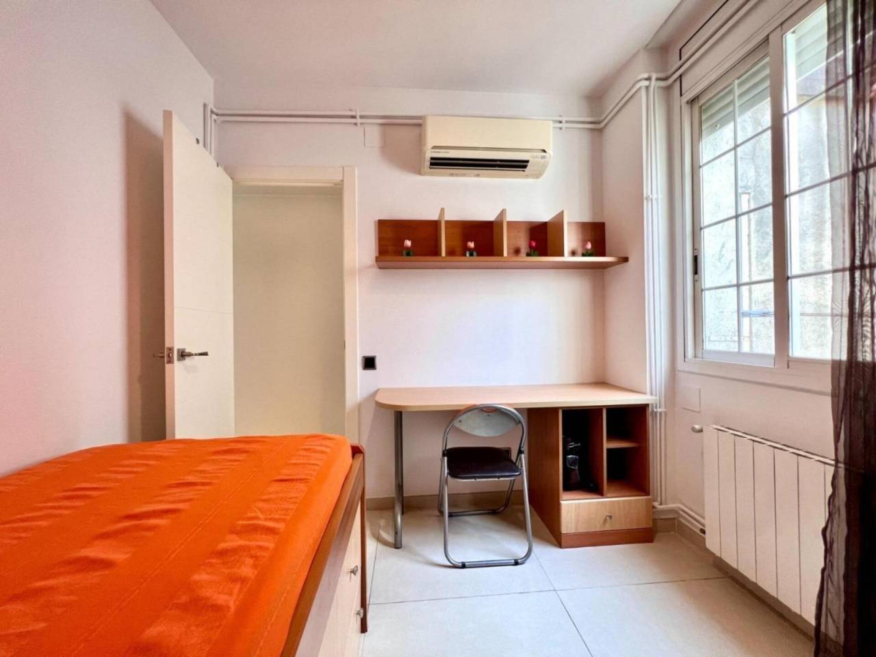 atico en barcelona-capital · el-poble-sec 440000.00€