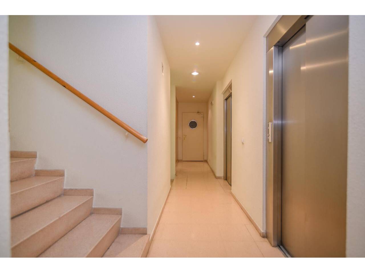 pisos en barcelona-capital · la-marina-del-port-parc-de-montjuic 410000.00€