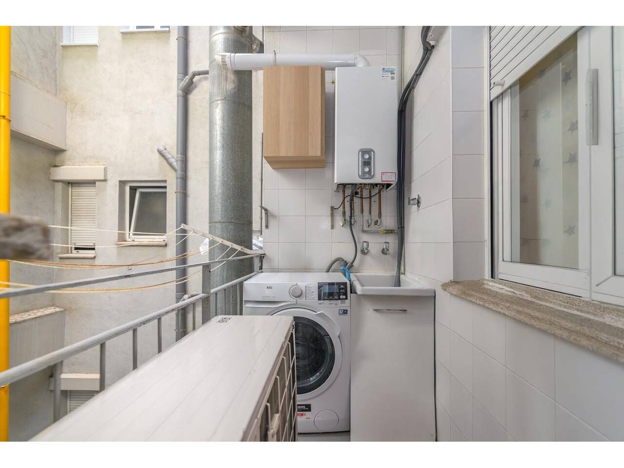 pisos en barcelona-capital · la-marina-del-port-parc-de-montjuic 410000.00€