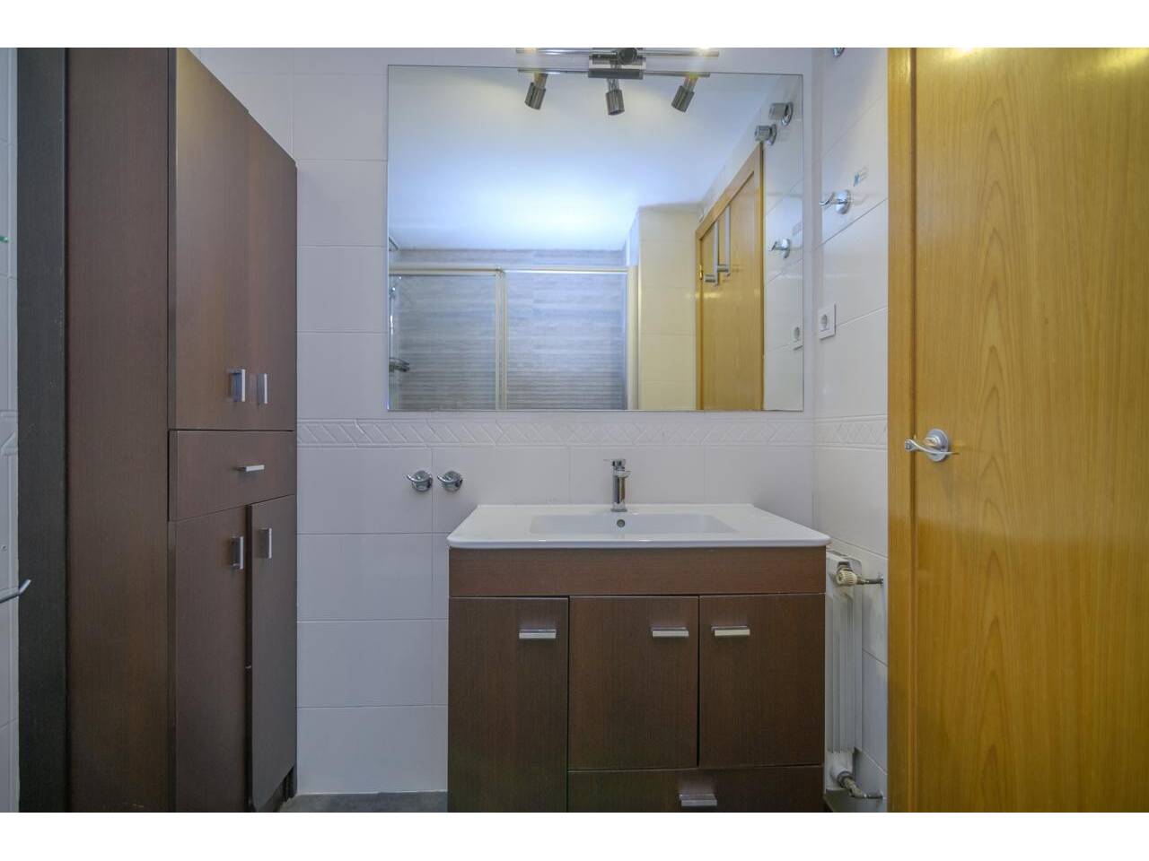 pisos en barcelona-capital · la-marina-del-port-parc-de-montjuic 410000.00€