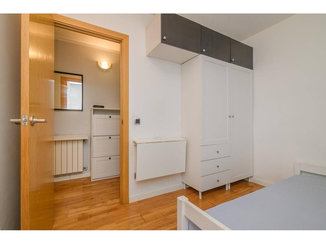 pisos en barcelona-capital · la-marina-del-port-parc-de-montjuic 410000.00€
