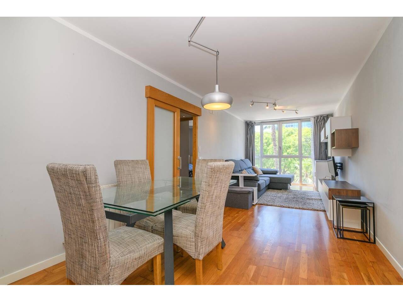 pisos en barcelona-capital · la-marina-del-port-parc-de-montjuic 410000.00€