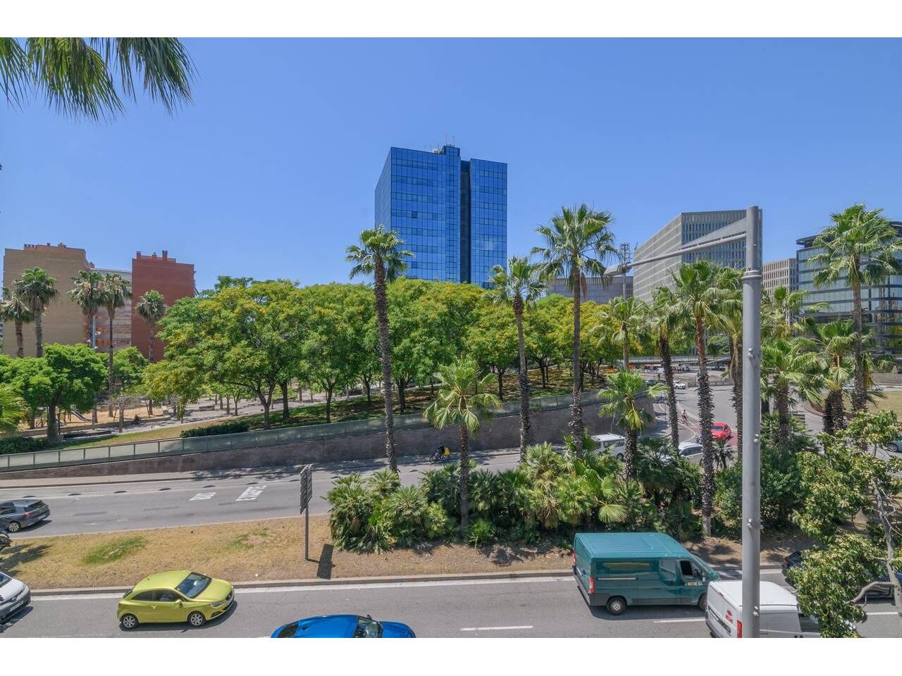 pisos en barcelona-capital · la-marina-del-port-parc-de-montjuic 410000.00€