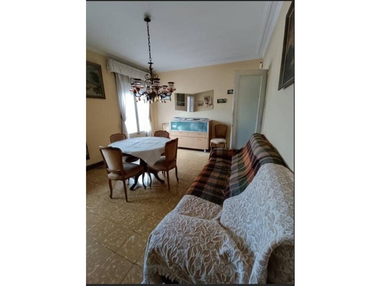 pisos en barcelona-capital · el-baix-guinardo 570000.00€