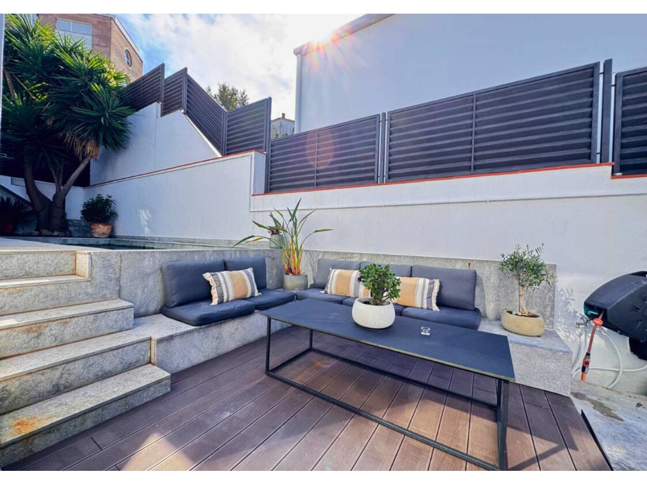 locales-comerciales en sant-just-desvern · sant-just-desvern 690000.00€