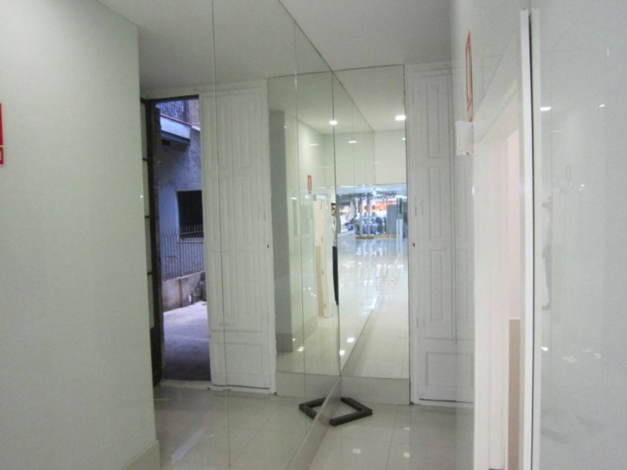 locales-comerciales en barcelona-capital · la-vila-de-gracia €