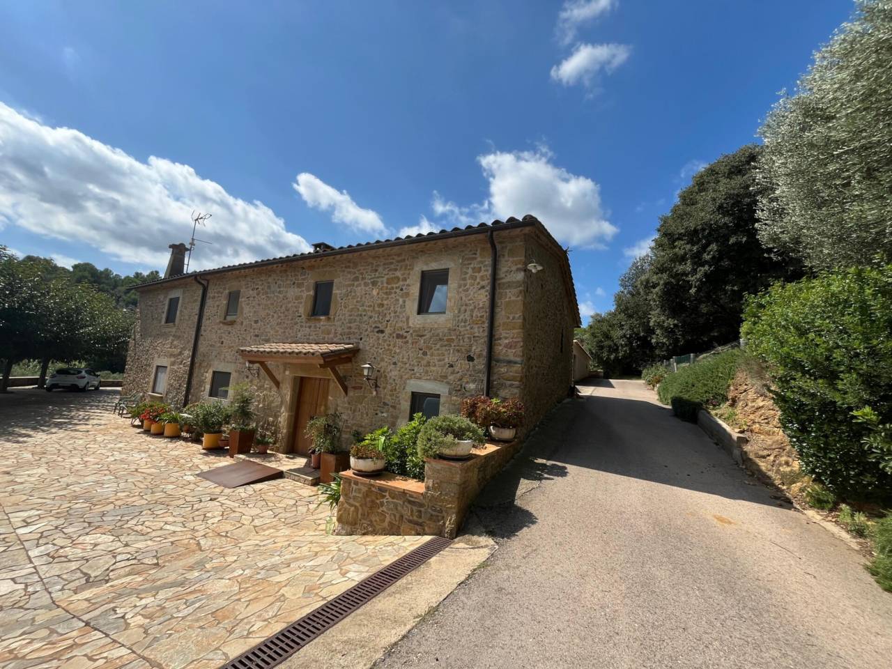 Masia de Pedra Restaurada Impressionant
