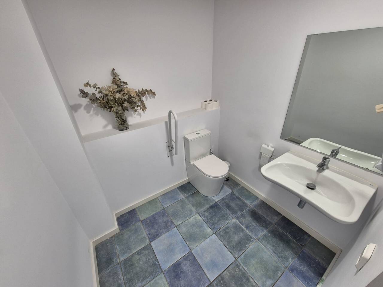 Local en lloguer a Fontajau