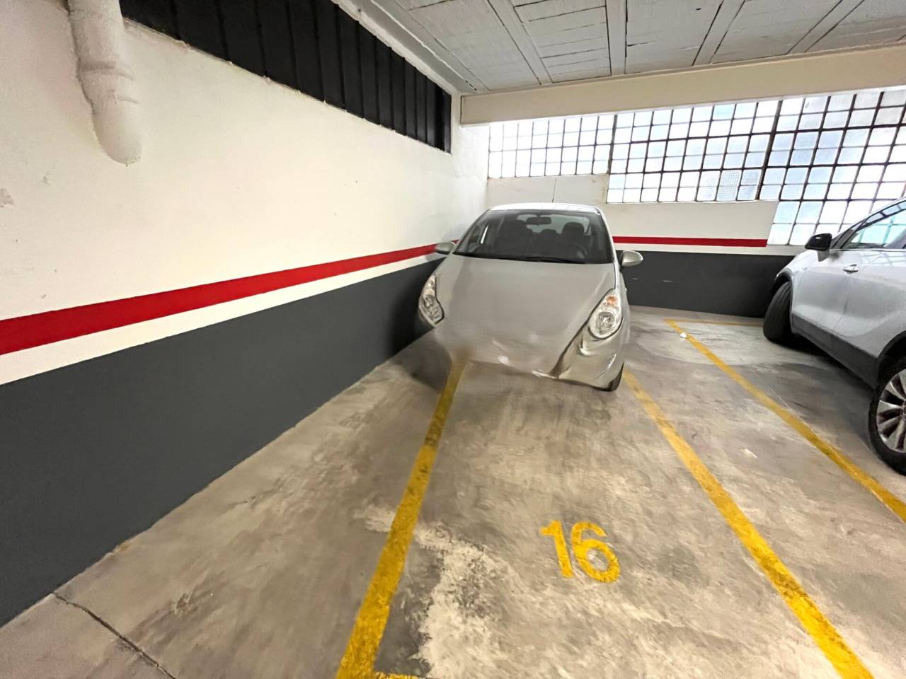 PÀRQUING AVINGUDA SANT NARCÍS 20