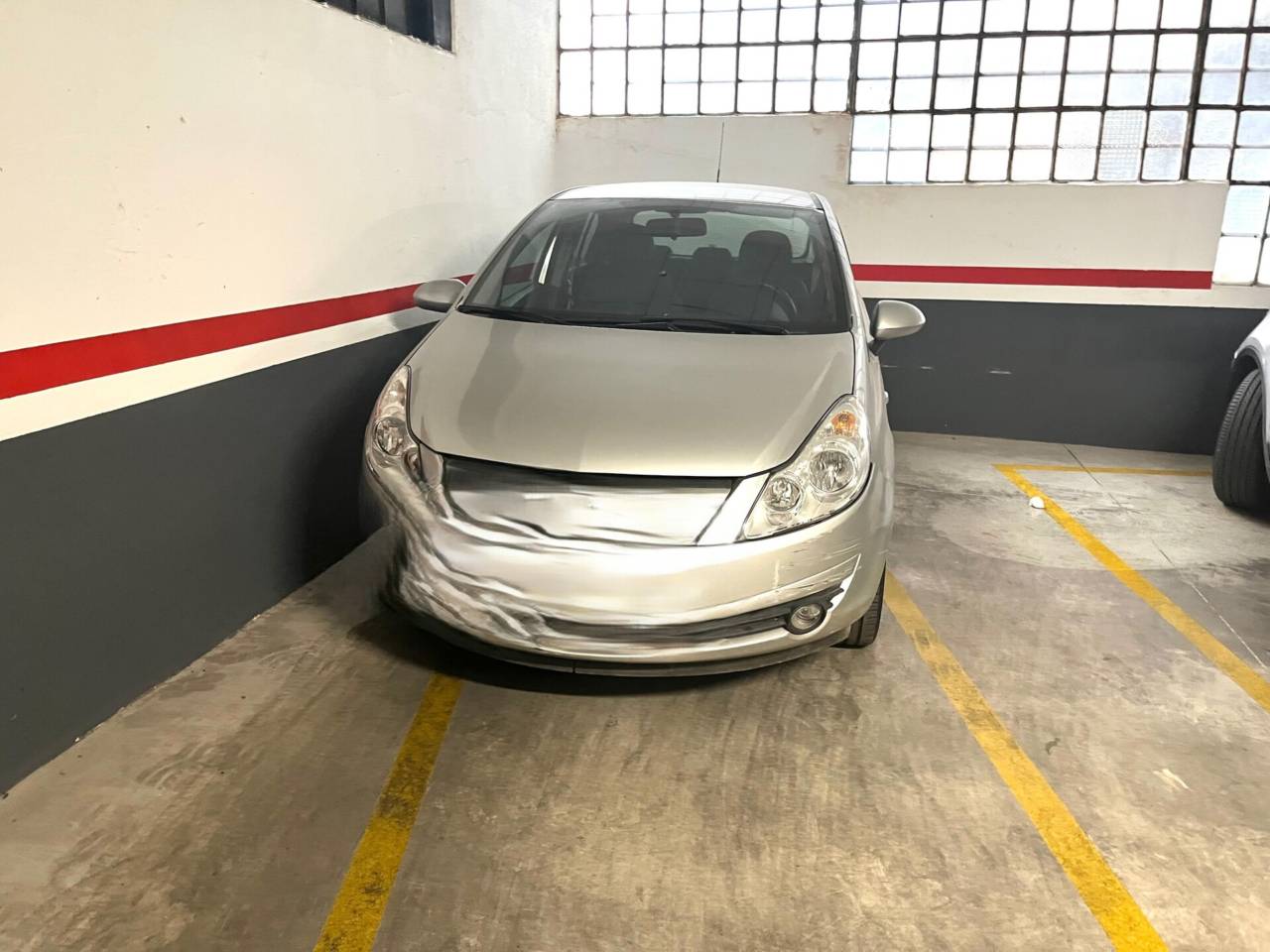 PÀRQUING AVINGUDA SANT NARCÍS 20