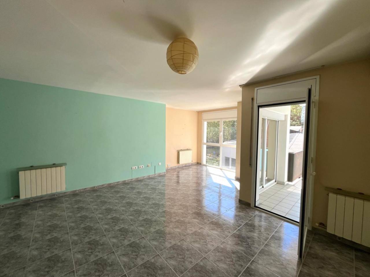 Pis amb pàrquing en venda a la Devesa