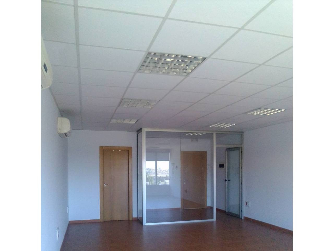 Alquiler de oficina en Poligono Industrial