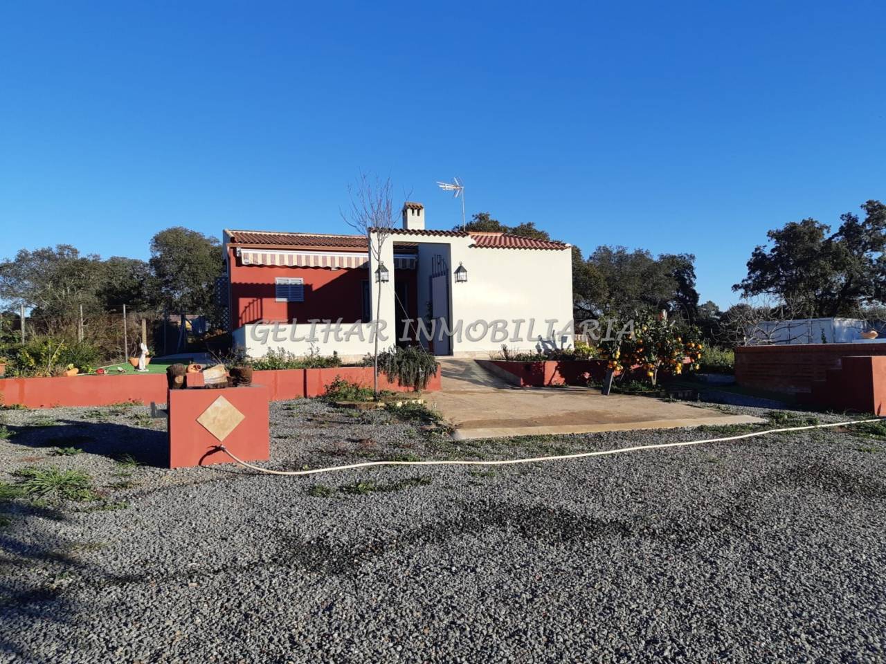 finca-rustica en valverde-del-camino · valverde-del-camino 128000€