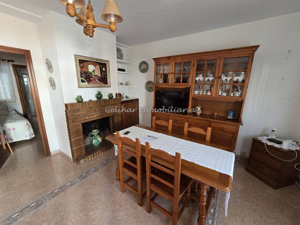 casas-adosadas en calanas · calanas 100000€