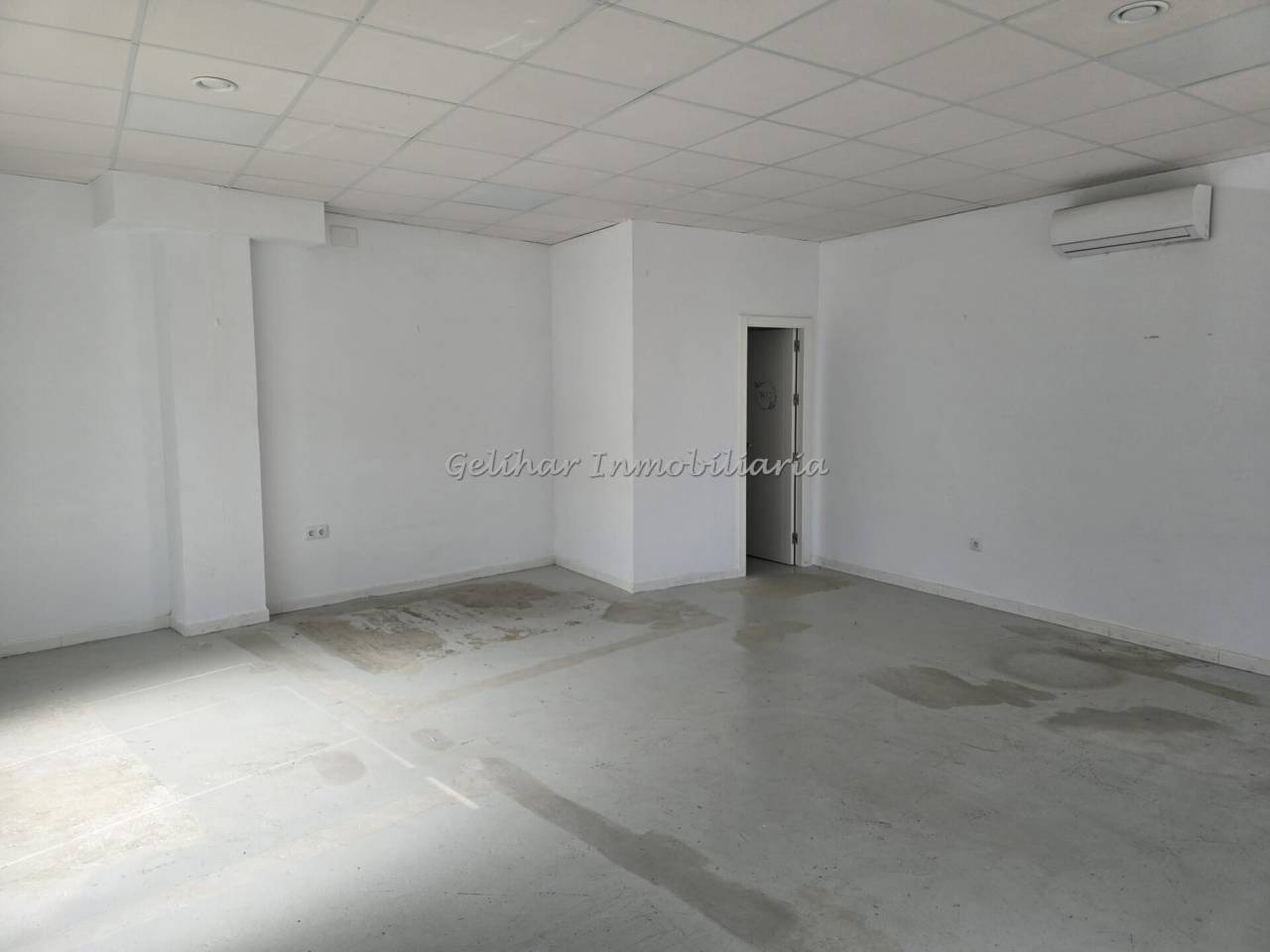 locales-comerciales en valverde-del-camino · valverde-del-camino 73000€