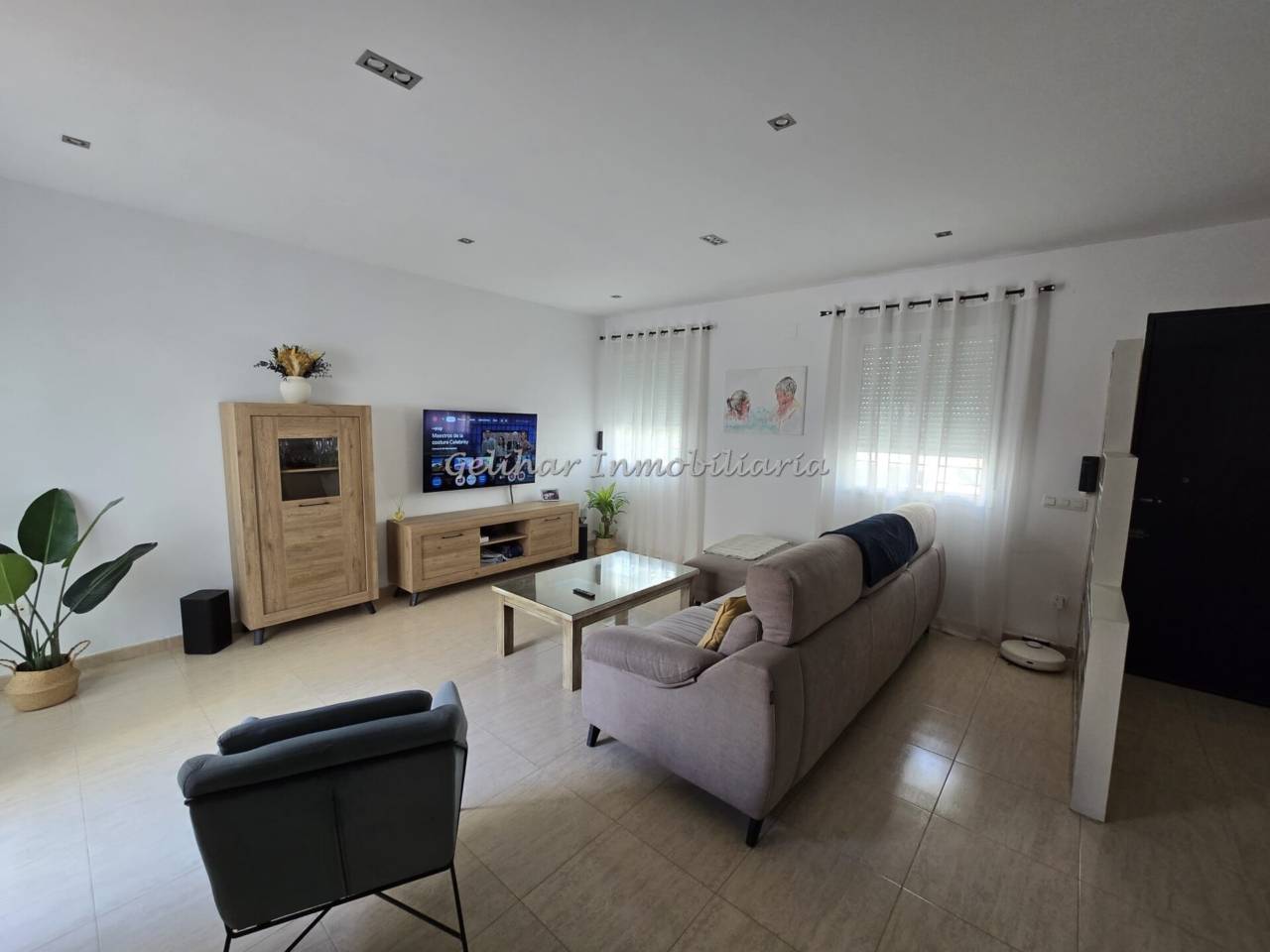 casas-adosadas en valverde-del-camino · valverde-del-camino 186000€