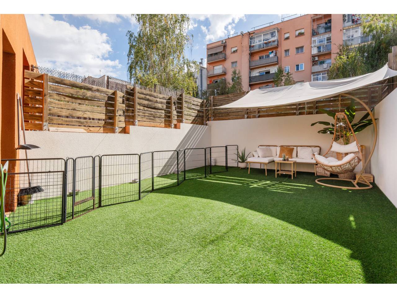 casa-adosada en terrassa · roc-blanc 299000.00€
