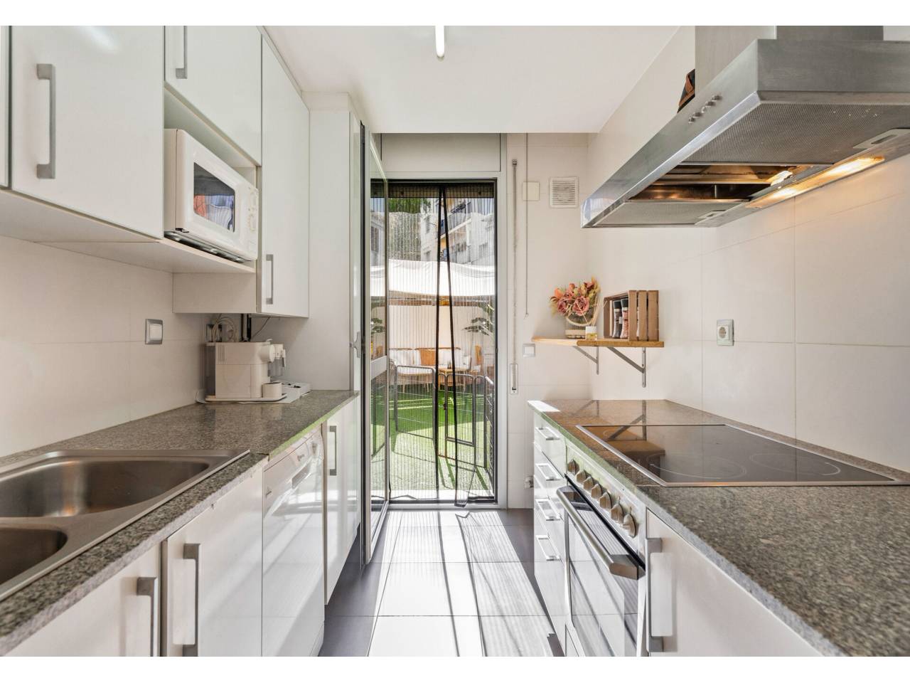 casa-adosada en terrassa · roc-blanc 299000.00€