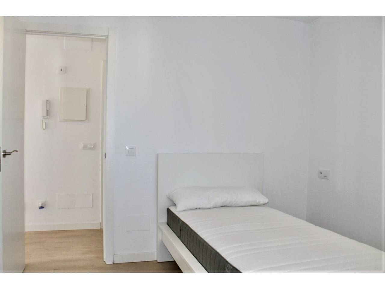 pisos en palma-de-mallorca · es-camp-d'en-serralta 2100.00€