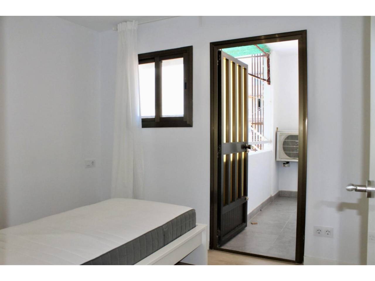 pisos en palma-de-mallorca · es-camp-d'en-serralta 2100.00€