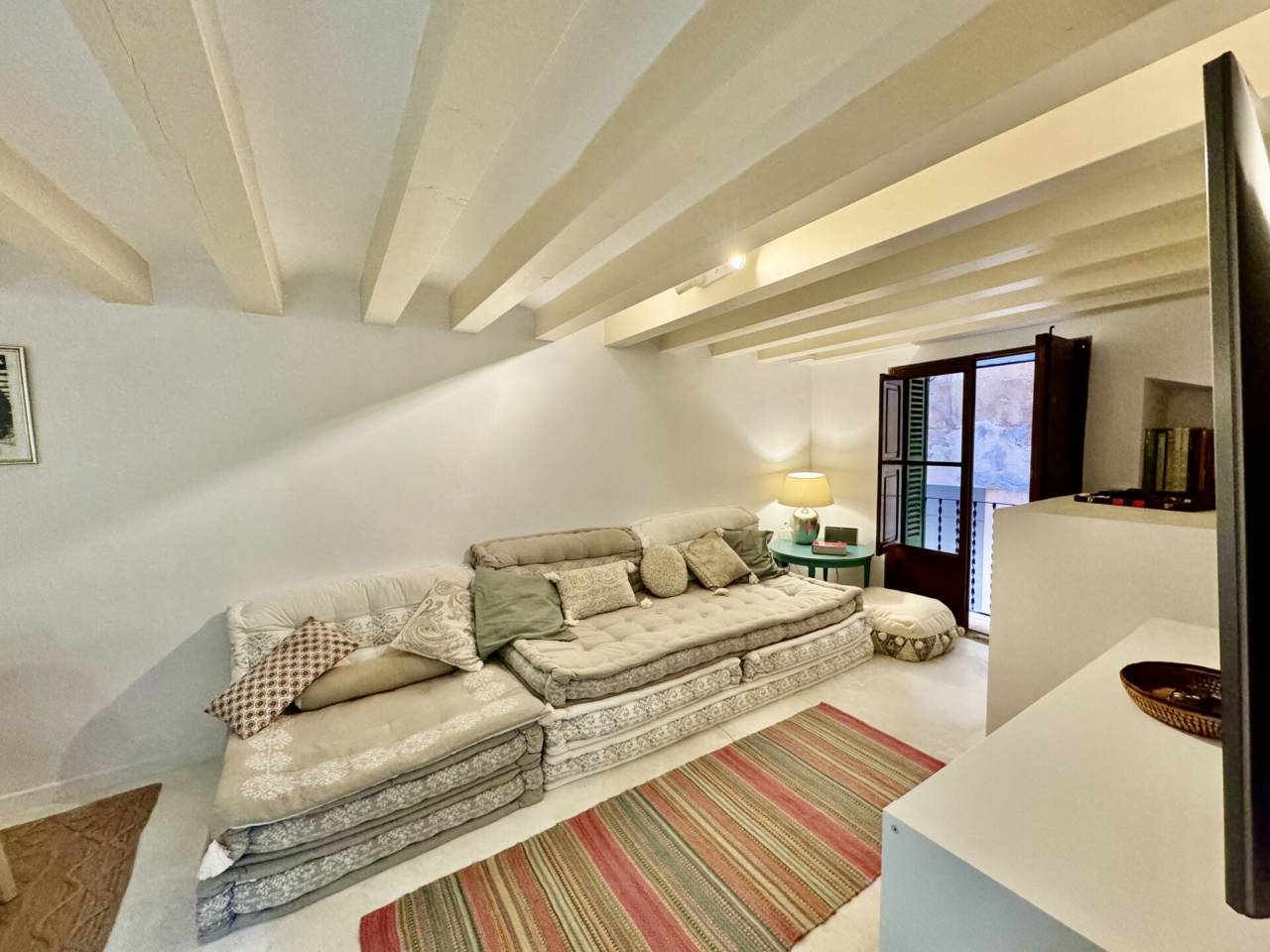 pisos en palma-de-mallorca · la-llotja-born 1300.00€