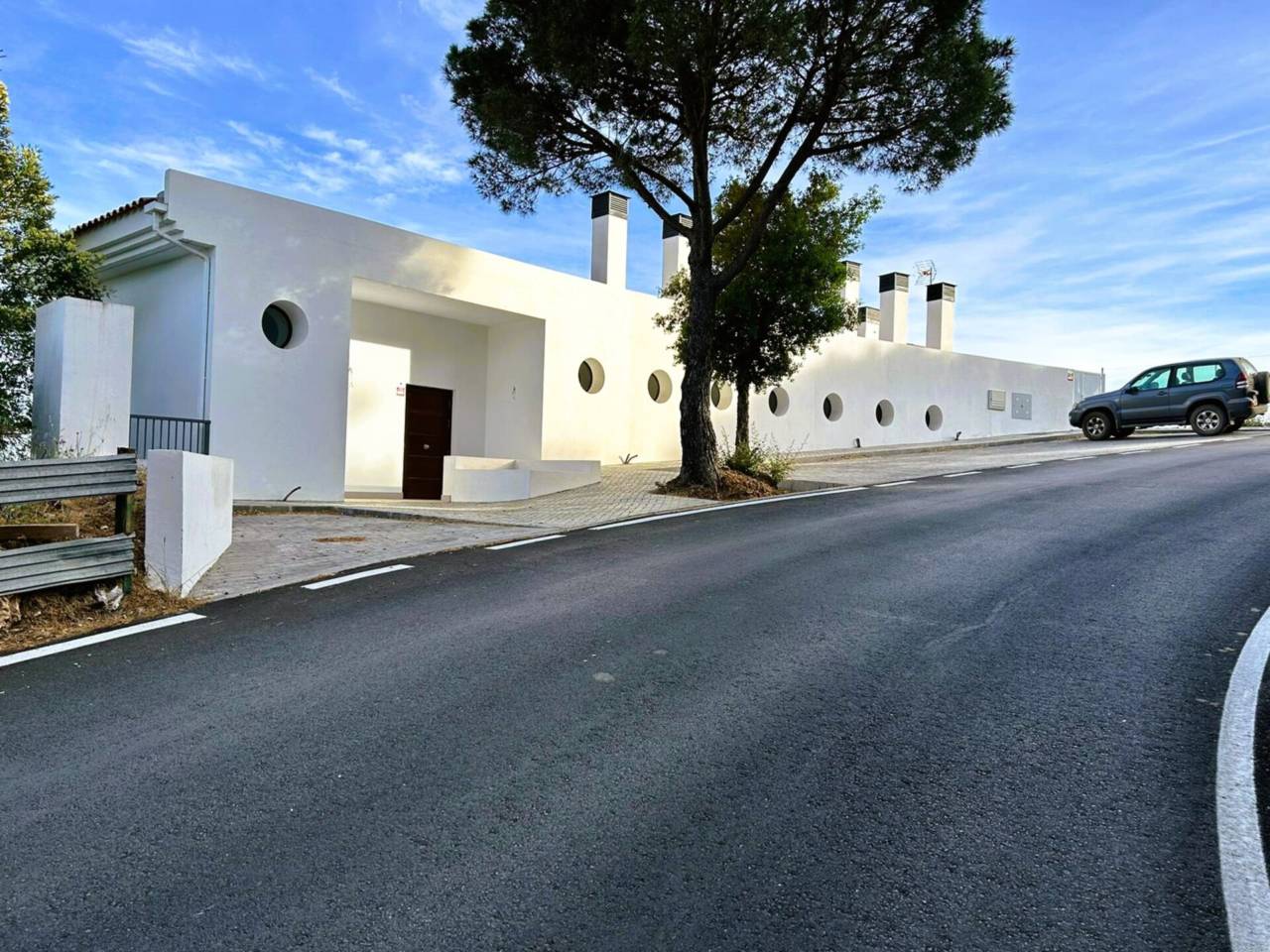 locales-comerciales en ojen · ojen 1300000.00€