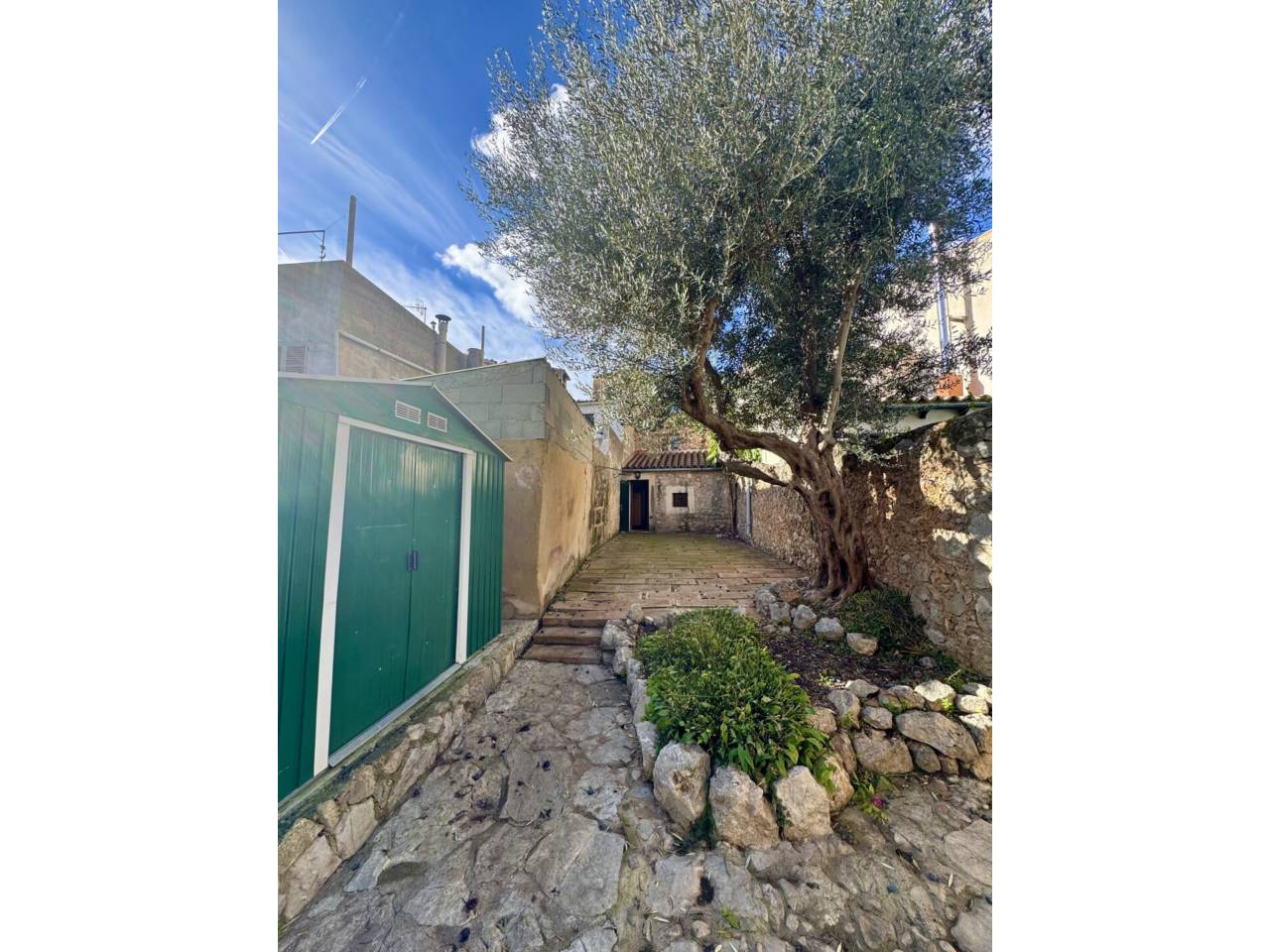 casa en alaro · alaro 2000.00€