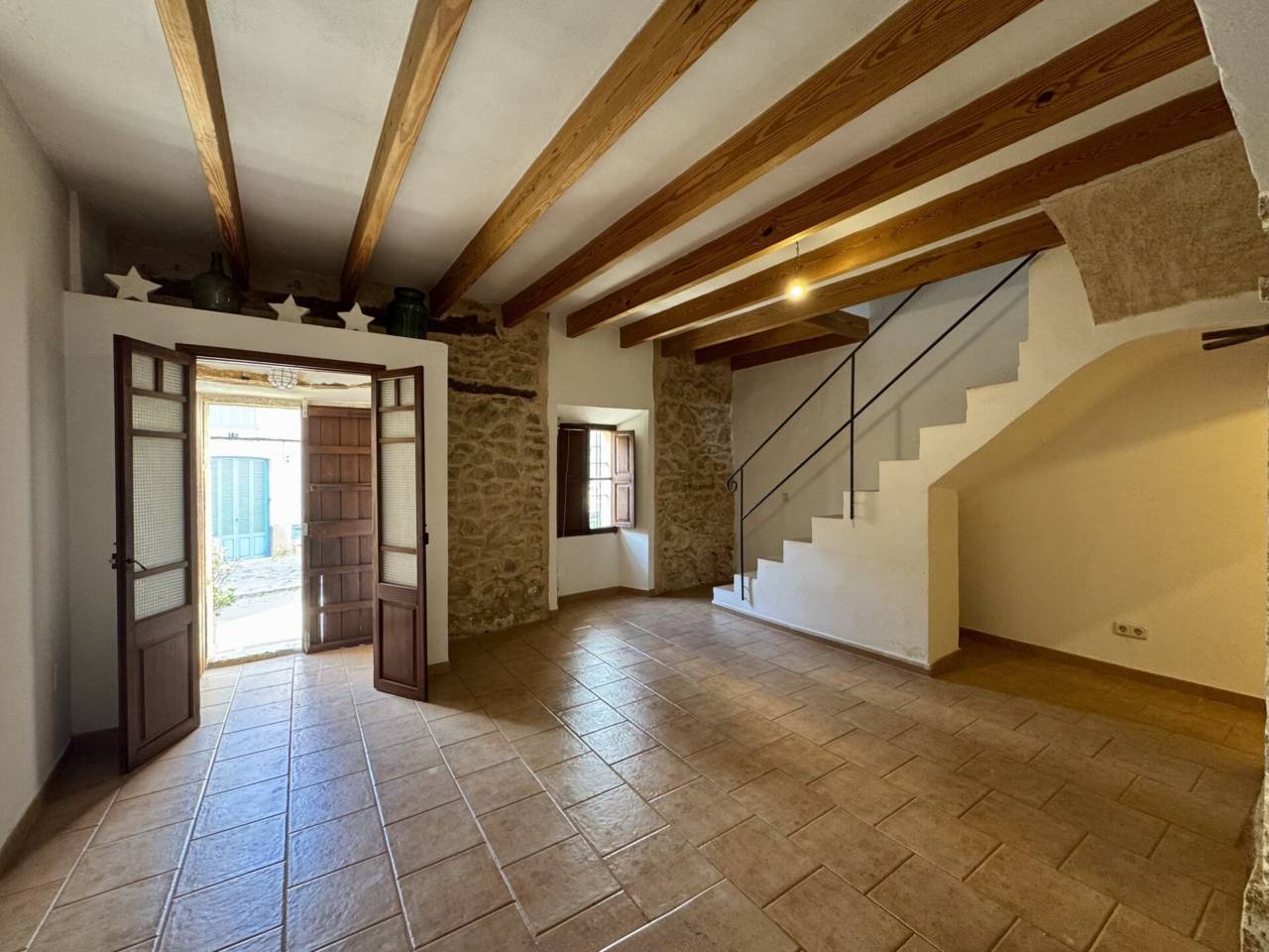 casa en alaro · alaro 2000.00€