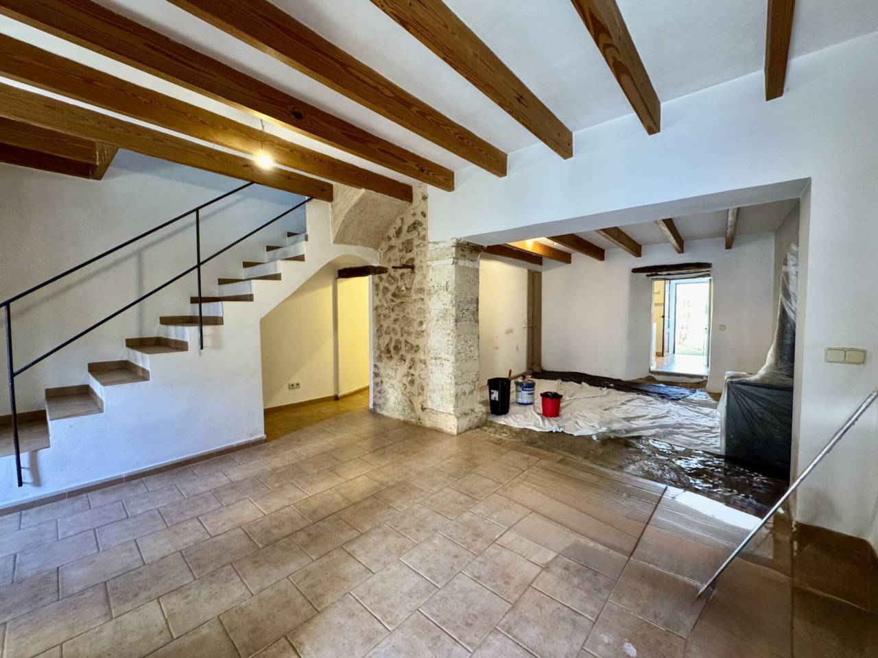 casa en alaro · alaro 2000.00€