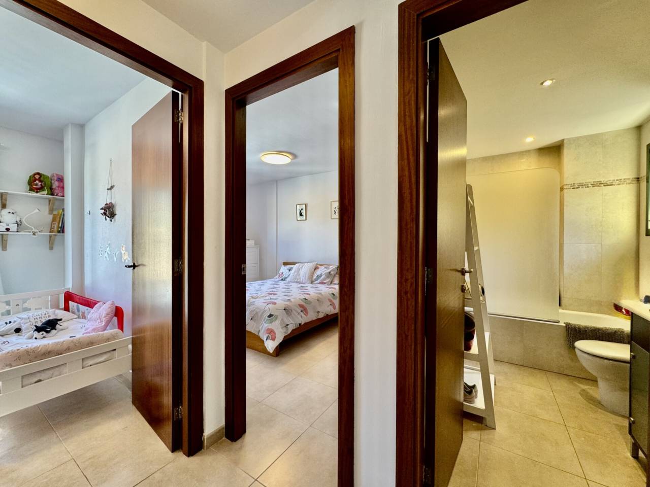 chalet-adosado en bunyola · bunyola 1850.00€