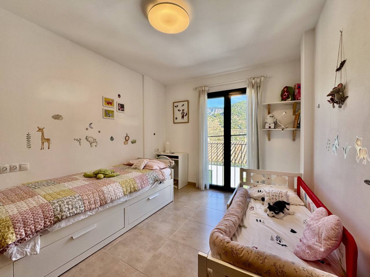 chalet-adosado en bunyola · bunyola 1850.00€