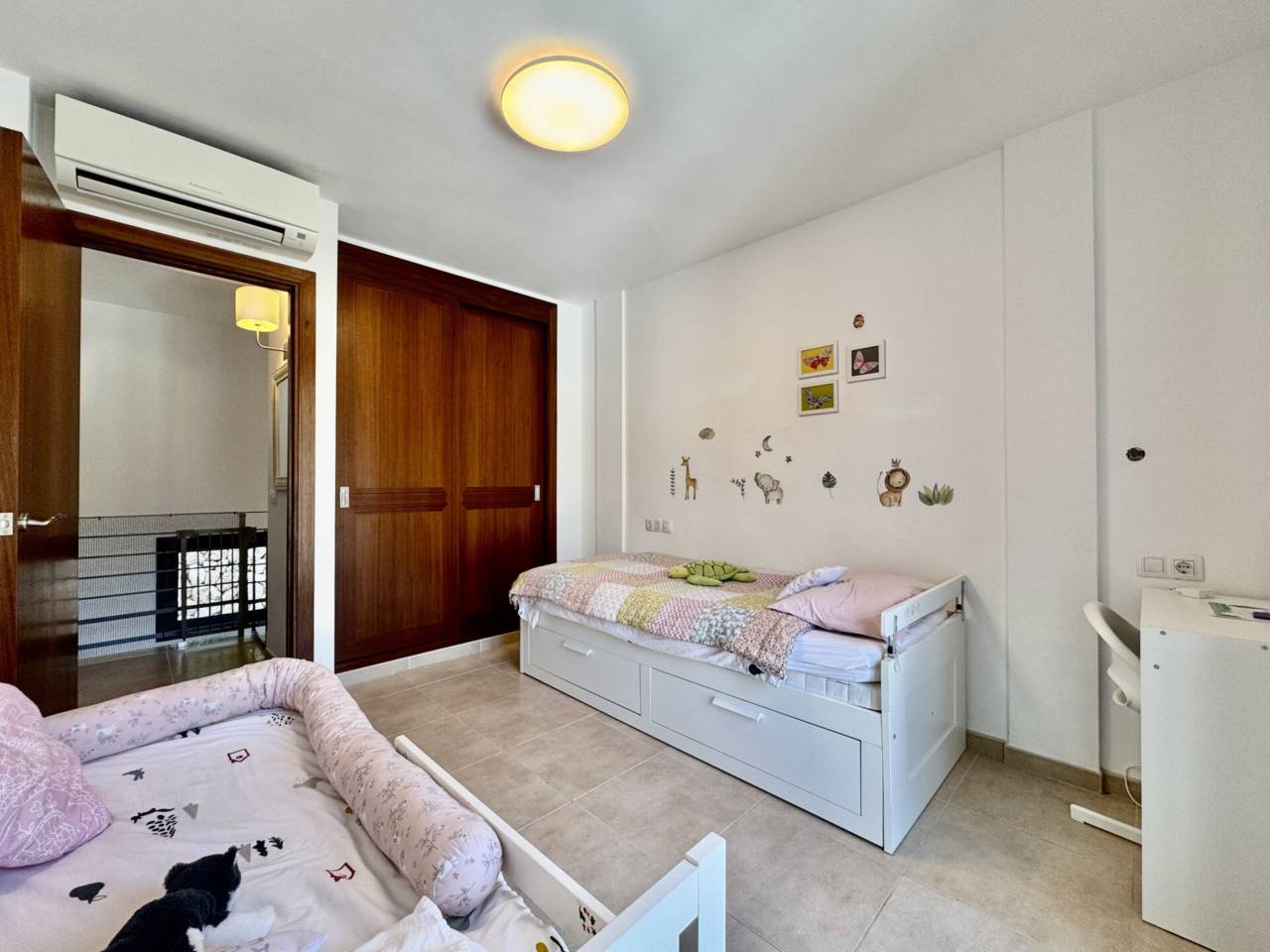 chalet-adosado en bunyola · bunyola 1850.00€