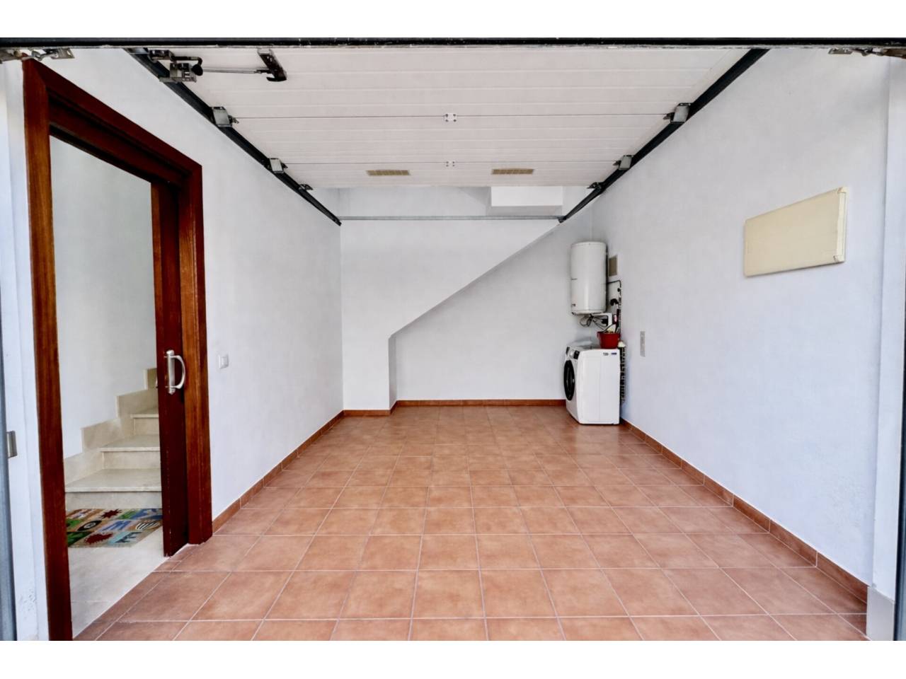 chalet-adosado en bunyola · bunyola 1850.00€