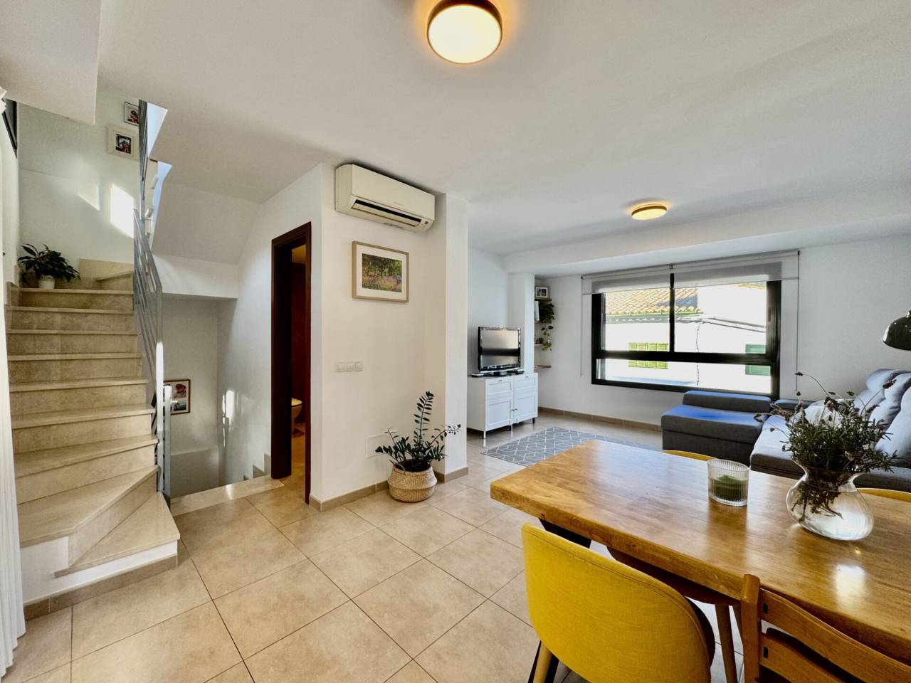 chalet-adosado en bunyola · bunyola 1850.00€