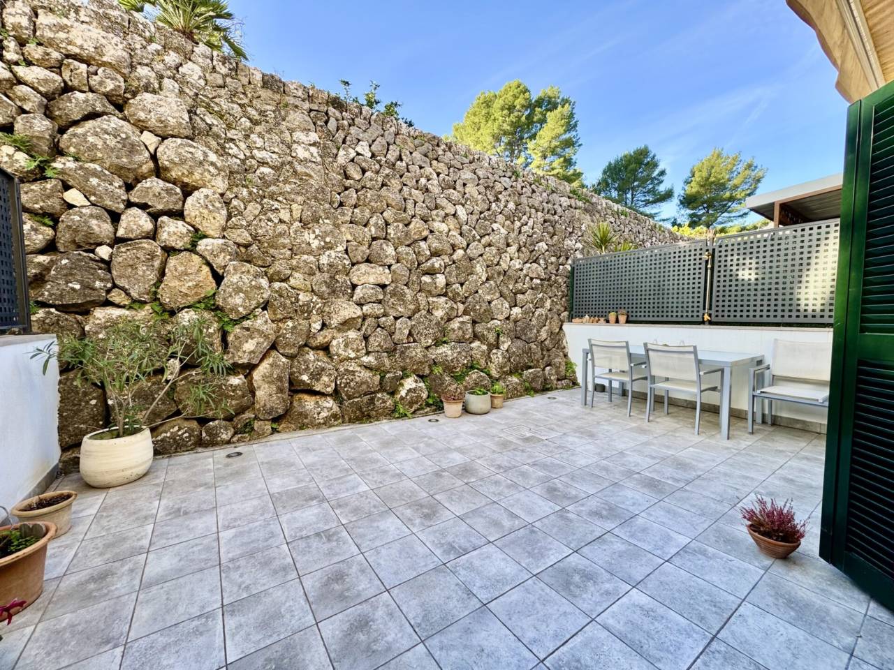 chalet-adosado en bunyola · bunyola 1850.00€