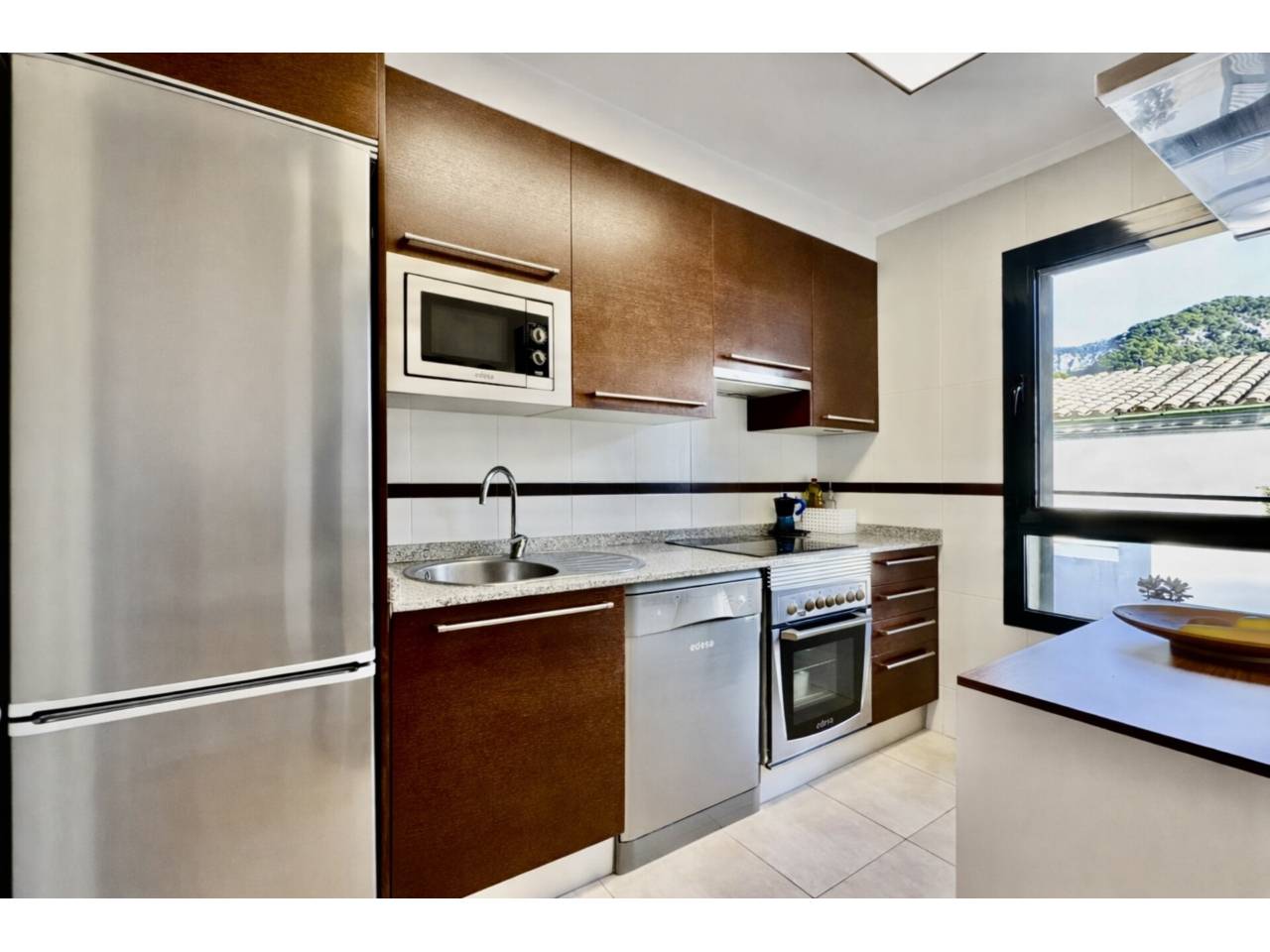 chalet-adosado en bunyola · bunyola 1850.00€