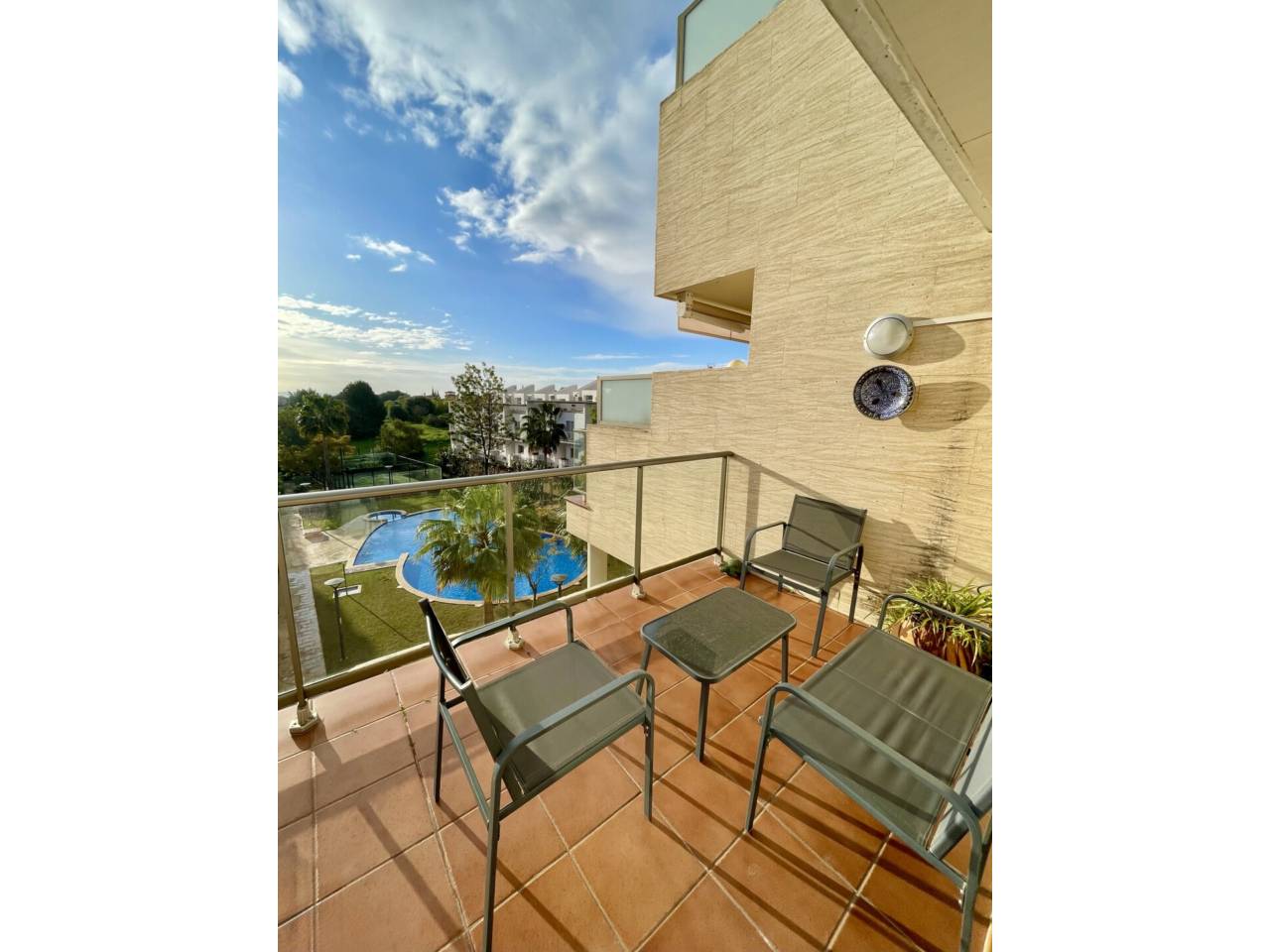 pisos en palma-de-mallorca · son-rapinya-los-almendros 2150.00€